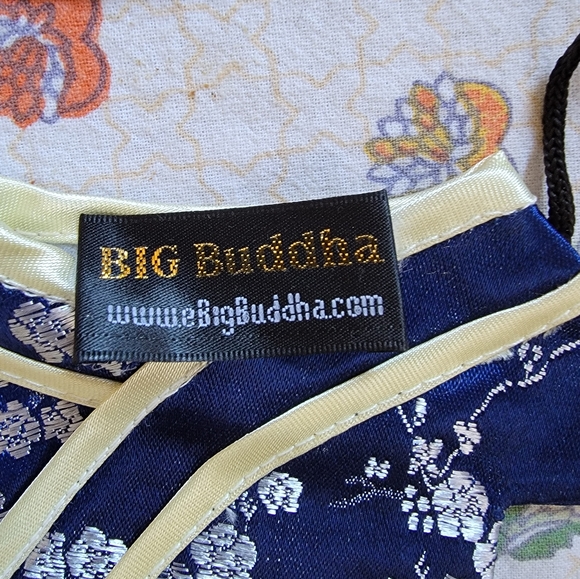 NWT/ Bigbuddha Chinese Silk Embroidered Mini Robe Coin Purse - Picture 4 of 4